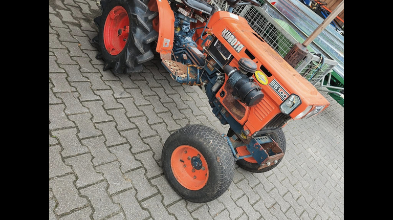 Kubota B5100